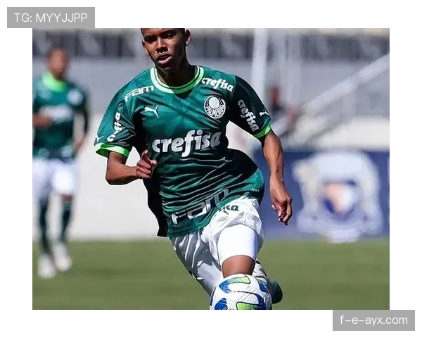 足球新星闪耀赛场,年轻天才引爆全球关注 足球新星闪耀赛场,年轻天才引爆全球关注