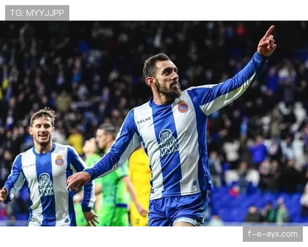 西甲保级战白热化，关键对决决定球队命运