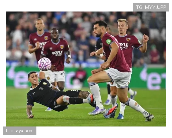 凯塞多与恩佐默契连线助球队逆转，近期表现引关注